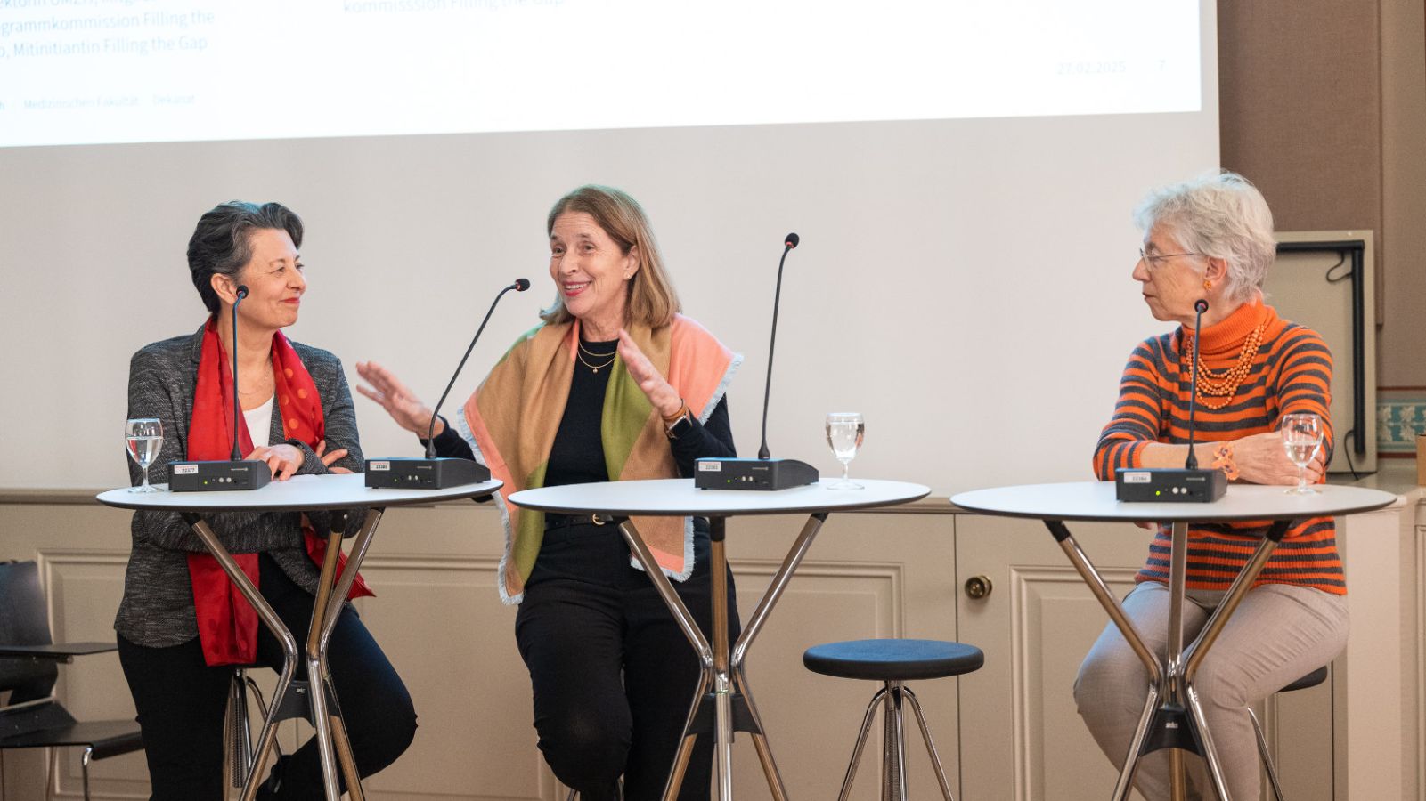 Bea Latal (Leiterin «Filling the Gap»), Beatrice Beck Schimmer (Direktorin der Universitären Medizin Zürich) und Klara Landau (die erste Klinikdirektorin für Ophthalmologie des USZ, ehemalige Gleichstellungbeauftragte USZ und Mitglied der Programmkommission «Filling the Gap»).